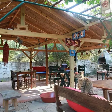 Eskibeyaz/olympos Cabană